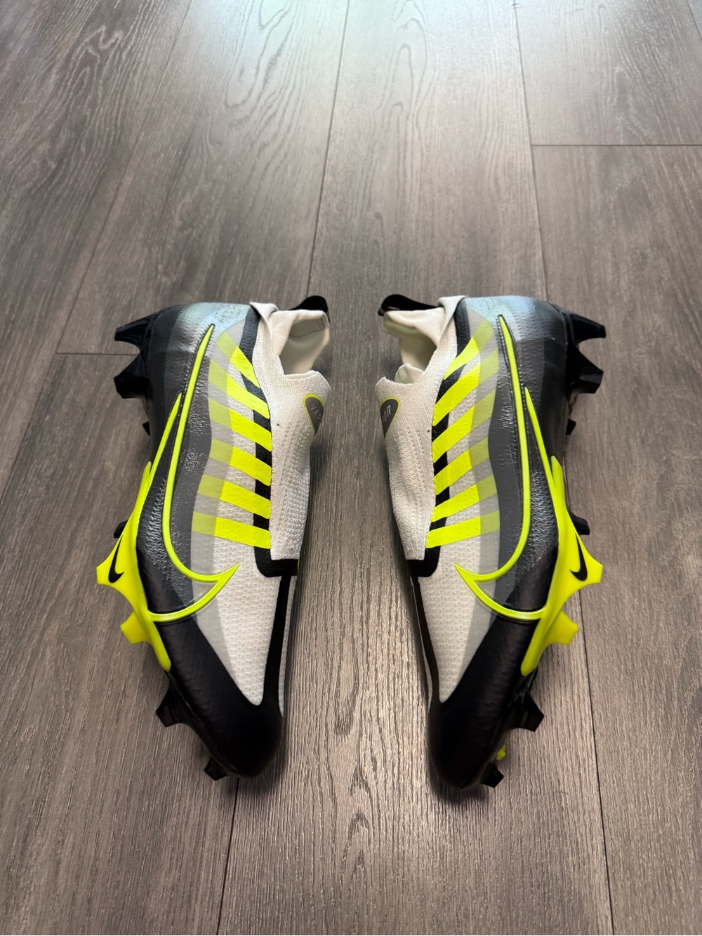 Nike Vapor Edge Elite 360 Flyknit Football Cleats Black Volt Sz 12 DQ3558-071